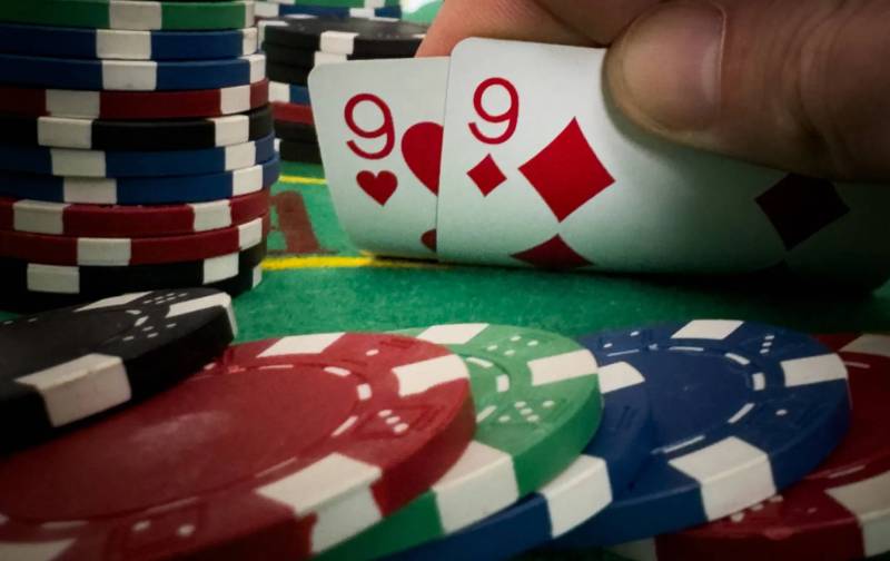 Mẹo “Né Bài Chết” Khi Chơi Xì Dách - Bí Kíp Sống Sót Tốt Nhất 3 Hiểu rõ xác suất – Nền tảng né bài chết khi chơi xì dách